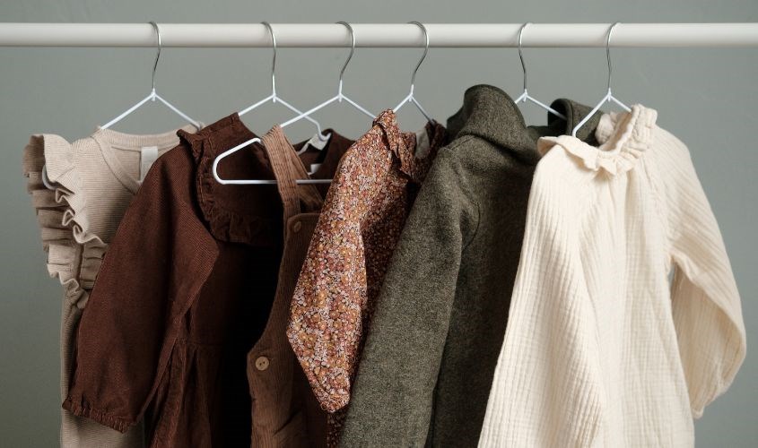 Kích thước quần áo vừa vặn mang lại sự thoải mái cho bé