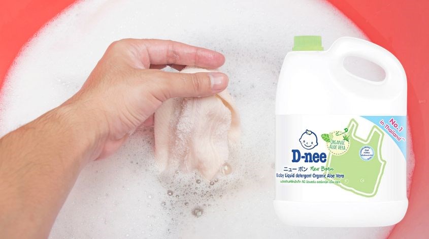 Nước giặt cho bé D-nee Organic Xanh lá hương Aloevera can 3 lít