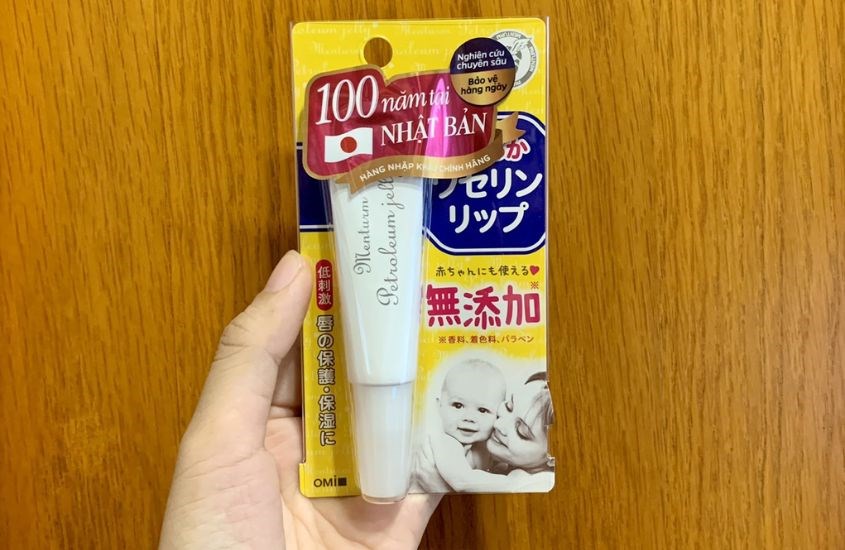 Thạch dưỡng môi đa năng Omi menturm lành tính dưỡng ẩm cho mẹ & bé Thạch dưỡng môi đa năng Omi menturm lành tính dưỡng ẩm cho mẹ & bé