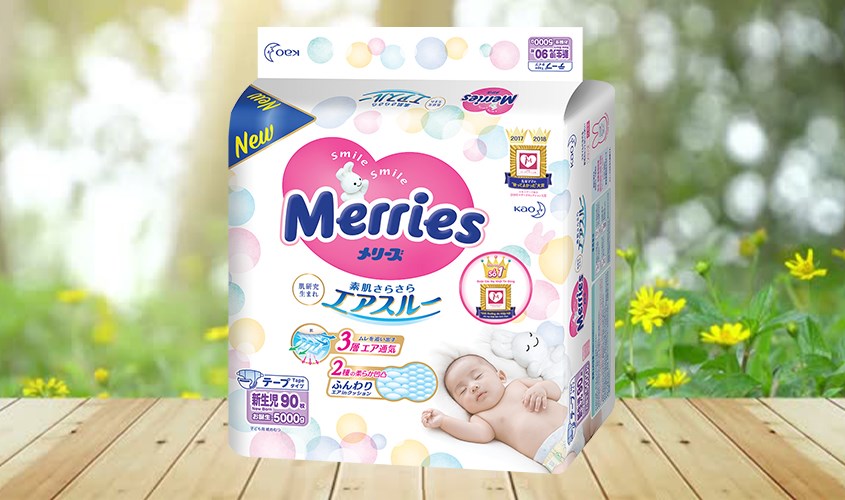 Tã dán Merries size NB 90 miếng (Dưới 5 kg)