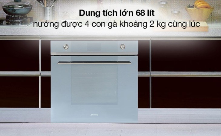 Lò nướng âm Smeg SO6102TS 68 lít (536.64.982) có dung tích lớn, nướng được 4 con gà nguyên con, giúp tiết kiệm thời gian