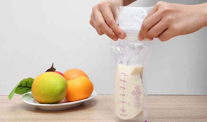 Đóng khoá zipper trên miệng túi và bảo quản