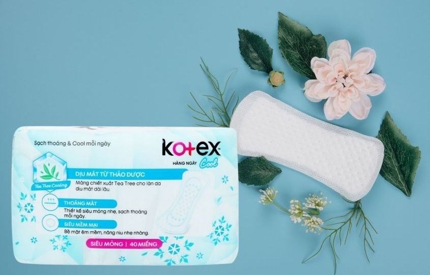 Băng vệ sinh hàng ngày Kotex Cool dịu mát không cánh 40 miếng