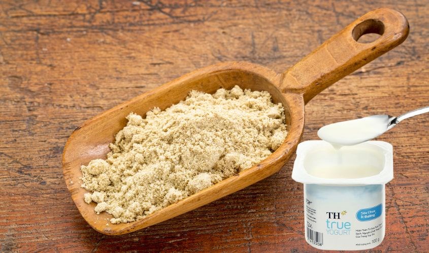 Kết hợp cám gạo với sữa chua ít đường TH true YOGURT 100g