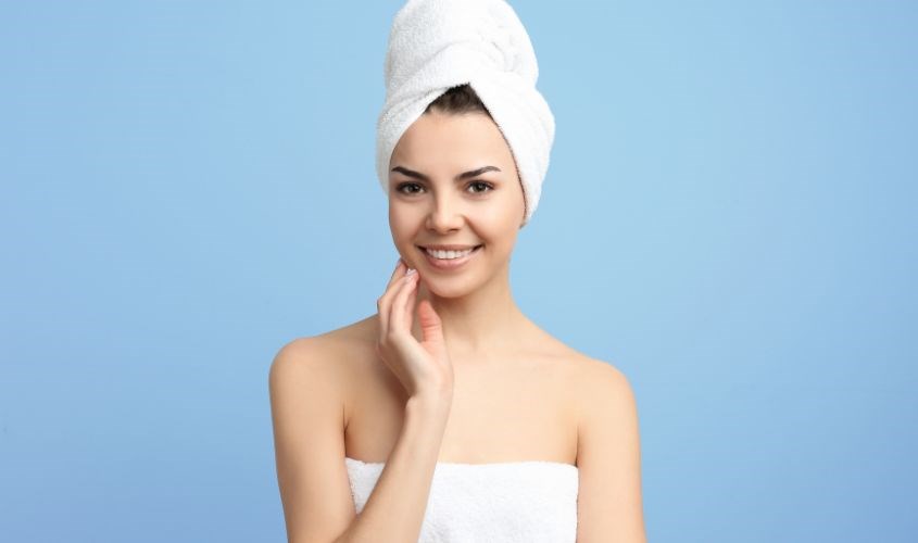 Tẩy tế bào chết làm sáng và đều màu da