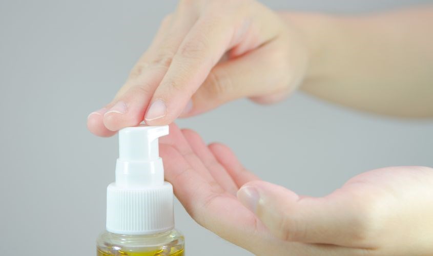 Độ pH lý tưởng của sữa rửa mặt là từ 5.5 - 6.5