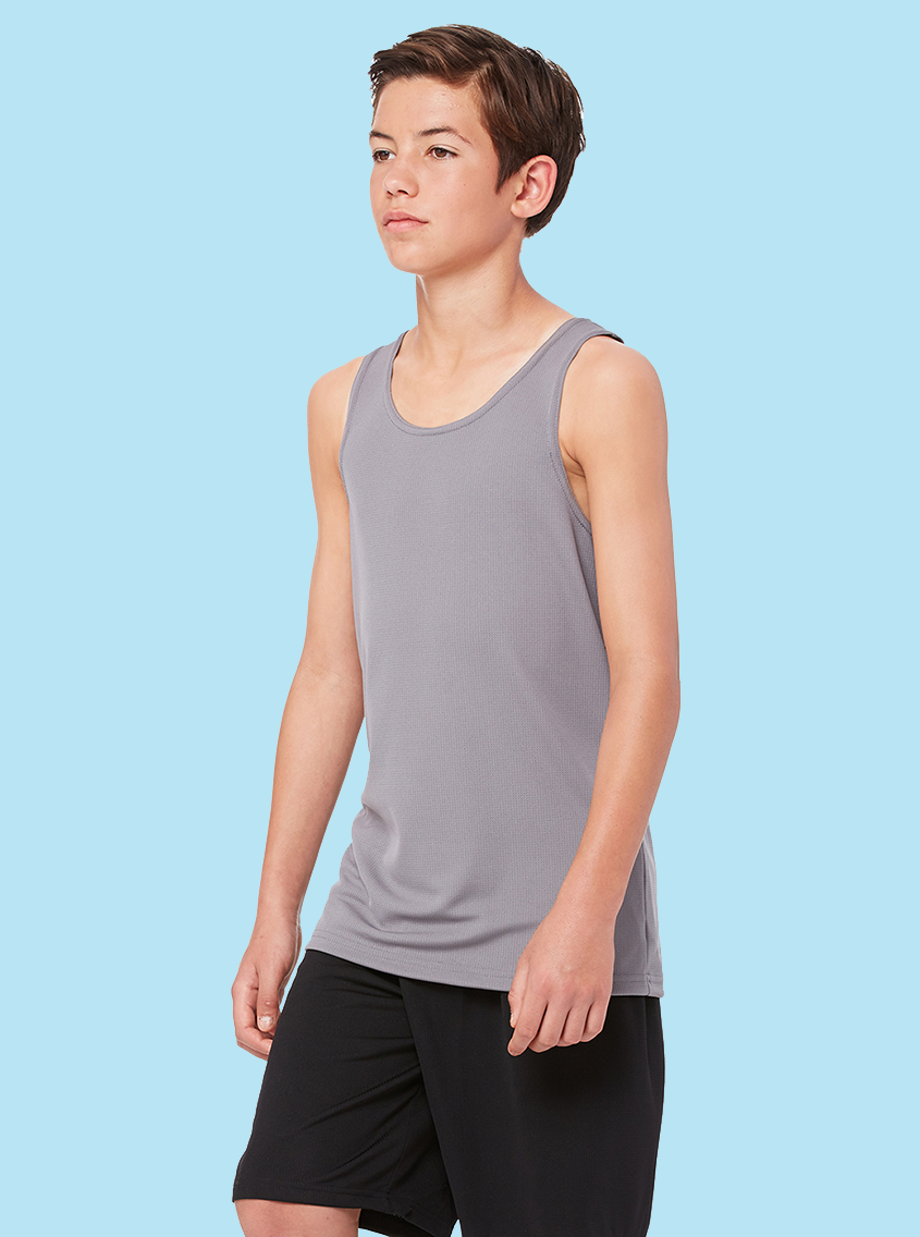 Áo ba lỗ thoáng mát cho bé ở nhà vào những ngày oi bức