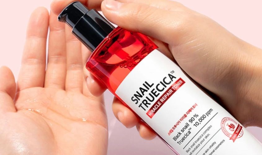 Toner dưỡng ẩm phục hồi da Some By Mi Snail Truecica Miracle Repair chiết xuất Ốc Sên 135 ml