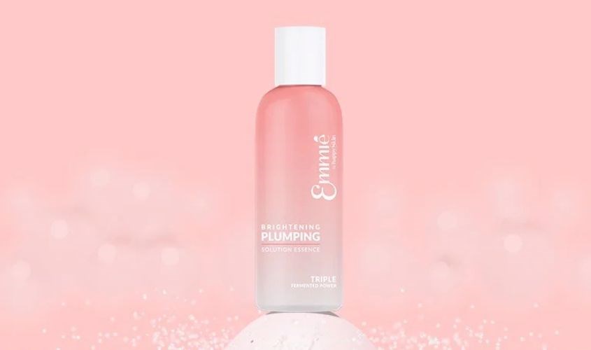 Nước thần dưỡng sáng và căng mọng da Emmié Brightening Plumping 230 ml