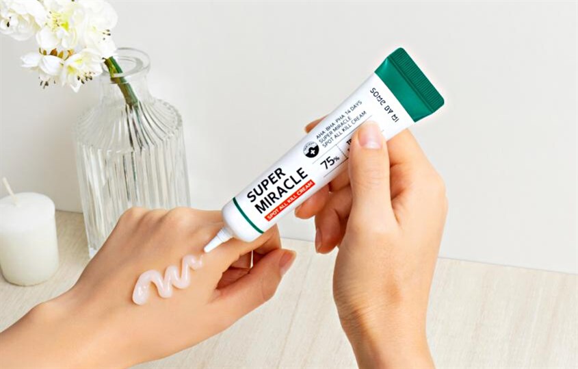 Kem chấm mụn làm dịu da Some By Mi Super Miracle Spot All Kill 30 ml