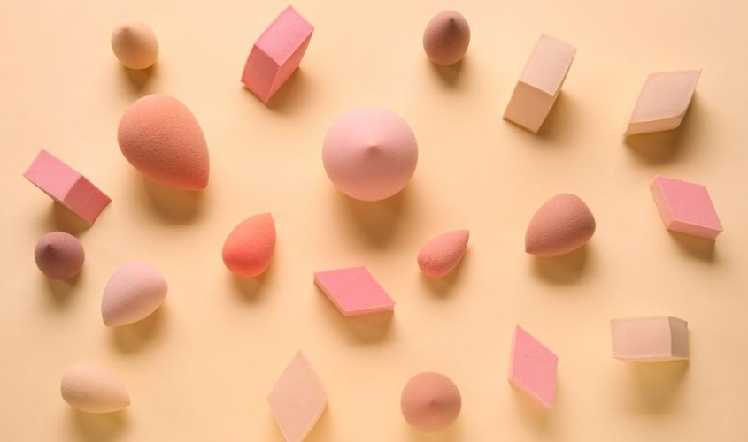 Mút không được vệ sinh sẽ bị bết dính, nhanh hỏng