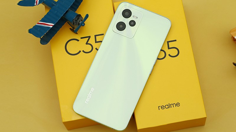 Realme C35 64GB sở hữu thiết kế thời thượng, mặt lưng vát phẳng vuông vức
