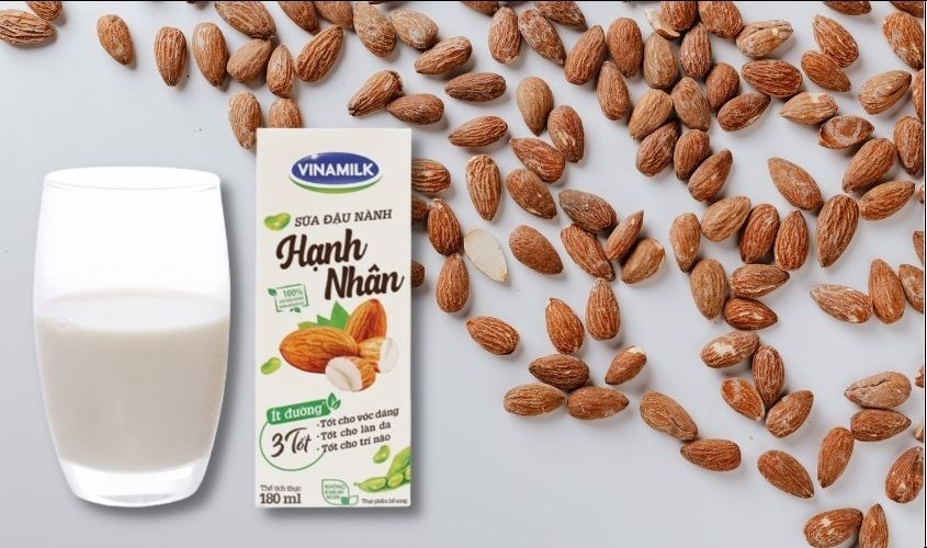 Sữa đậu nành hạnh nhân Vinamilk béo thơm