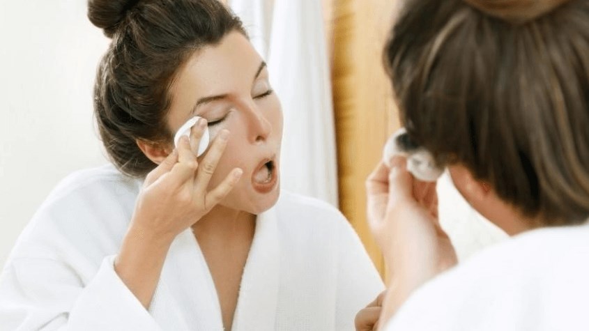 Tác dụng của việc tẩy trang