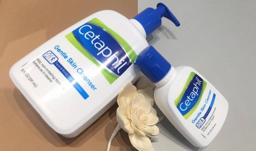 Sữa rửa mặt dịu nhẹ cho da nhạy cảm Cetaphil Gentle Skin Cleanser 250 ml