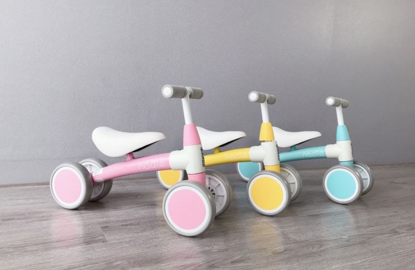 Lựa chọn xe chòi chân phù hợp với độ tuổi Lựa chọn xe chòi chân phù hợp với độ tuổi