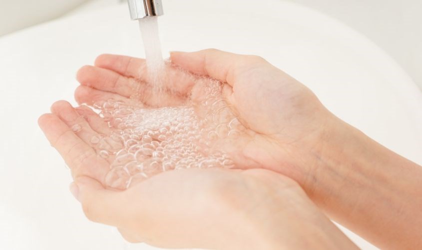 Tùy vào mục đích chăm sóc da và loại da mà  lựa chọn nhiệt độ nước rửa mặt