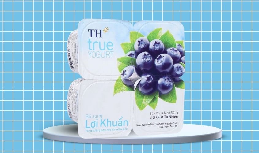 Lốc 4 hộp sữa chua trái cây TH true YOGURT vị việt quất 100g (từ 1 tuổi)