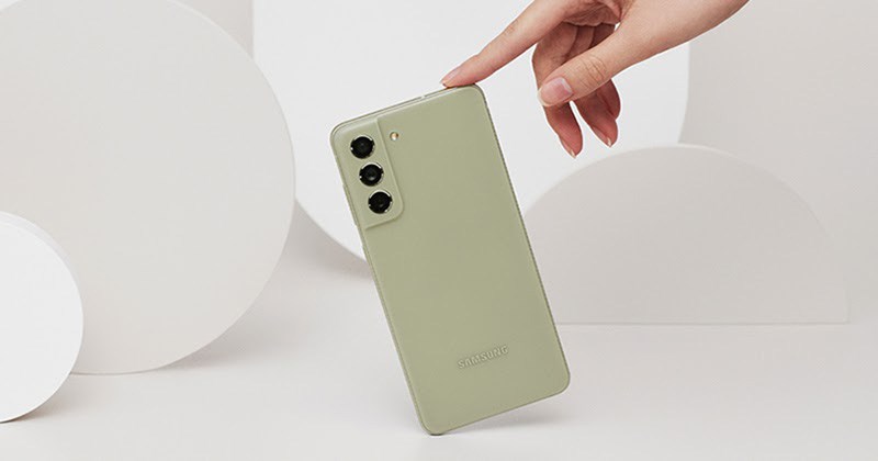 Điện thoại Samsung Galaxy S21 FE 5G với thiết kế độc đáo