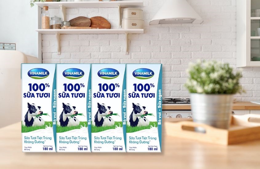 Làm mờ thâm nám, tàn nhang và làm trắng da Lốc 4 hộp sữa tươi Vinamilk không đường 180 ml