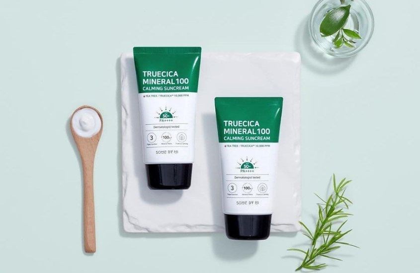 Kem chống nắng làm dịu và dưỡng sáng Some By Mi Truecica Mineral Calming SPF 50+ PA++++ 50 ml Kem chống nắng làm dịu và dưỡng sáng Some By Mi Truecica Mineral Calming SPF 50+ PA++++ 50 ml