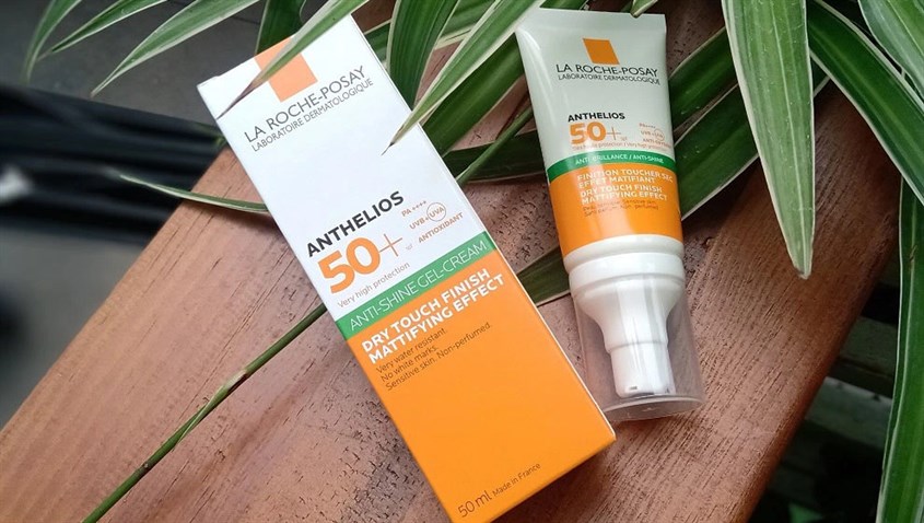 Kem Chống Nắng Không Màu Kiểm Soát Dầu La Roche-Posay Anthelios Dry Touch Gel-Cream SPF 50+ UVB & UVA