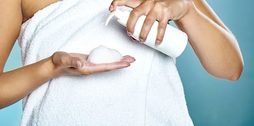 Nồng độ pH trong dung dịch vệ sinh có vai trò quan trọng đối với sức khỏe âm đạo