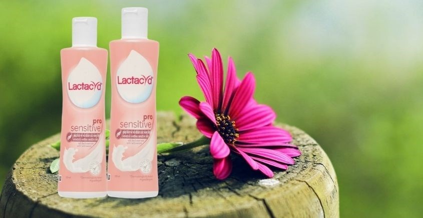Dung dịch vệ sinh phụ nữ Lactacyd Pro Sensitive hương dịu nhẹ 250 ml