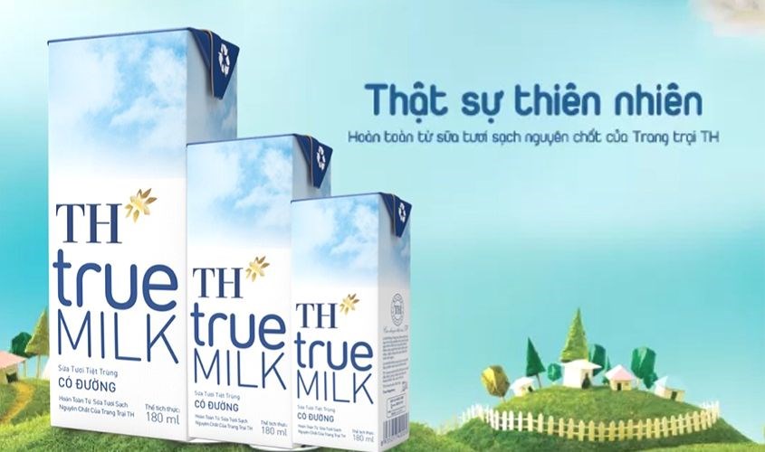 Lốc 4 hộp sữa tươi TH true MILK có đường 180 ml (từ 1 tuổi)