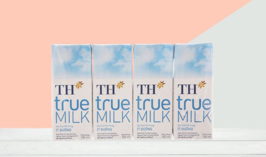 Lốc 4 hộp sữa tươi TH true MILK ít đường 180 ml