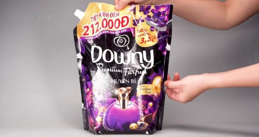 Downy huyền bí 3.5l giúp khử đi những mùi khó chịu trên quần áo