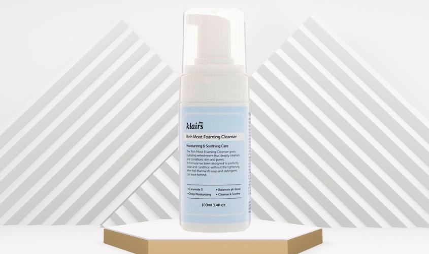 Sữa rửa mặt Klairs Rich Moist Foaming Cleanser