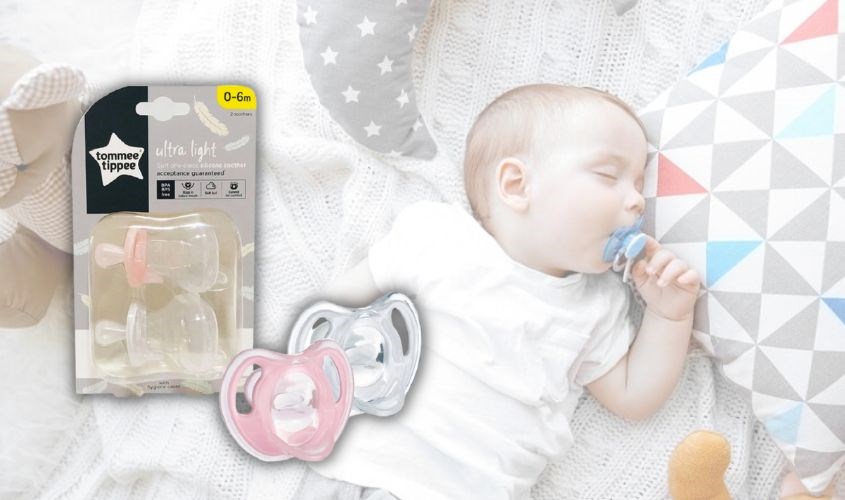 Bộ 2 ti ngậm Tommee Tippee Ultra Light 433452 (0 - 6 tháng)