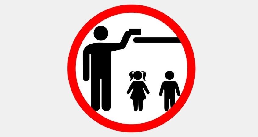 Tránh xa tầm tay trẻ em