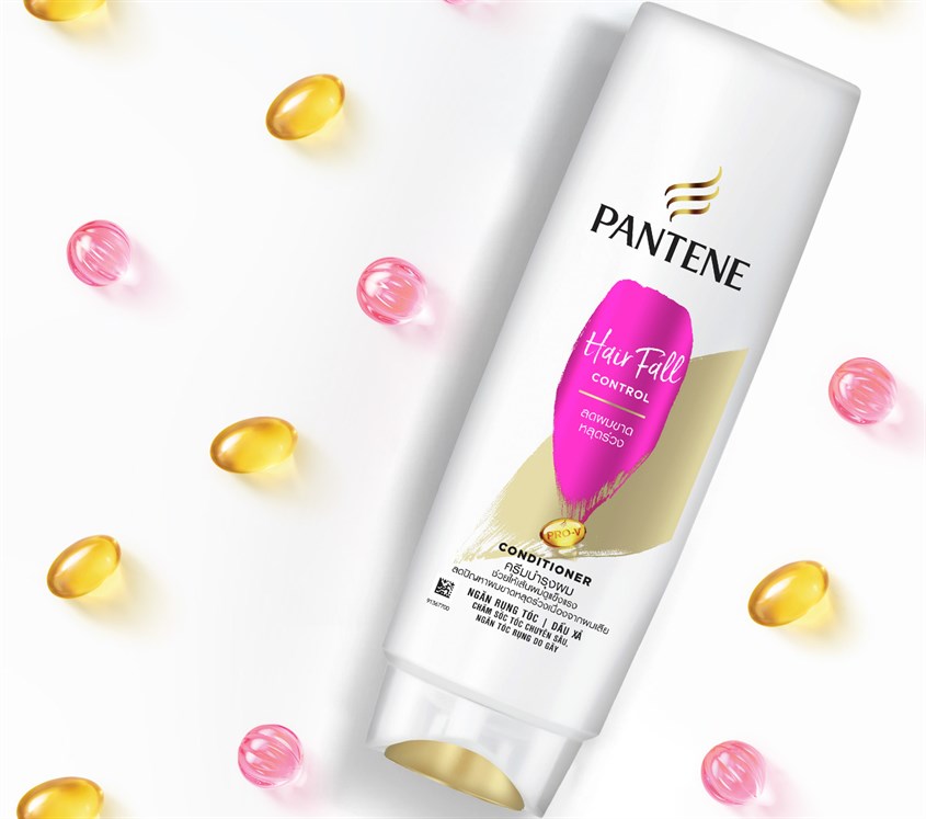 Dầu xả Pantene Hair Fall Control ngăn rụng tóc 300 ml Dầu xả Pantene Hair Fall Control ngăn rụng tóc 300 ml