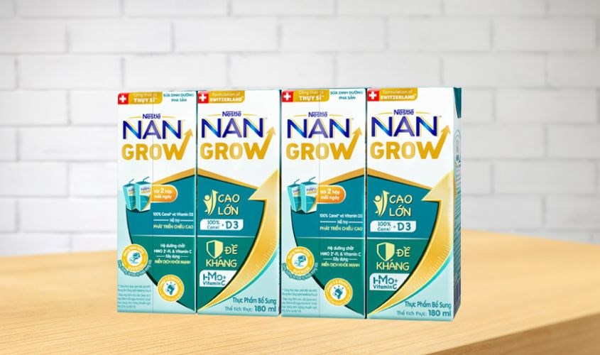 Lốc 4 hộp sữa pha sẵn Nestlé Nan Grow 180 ml (từ 1 tuổi) Lốc 4 hộp sữa pha sẵn Nestlé Nan Grow 180 ml (từ 1 tuổi)