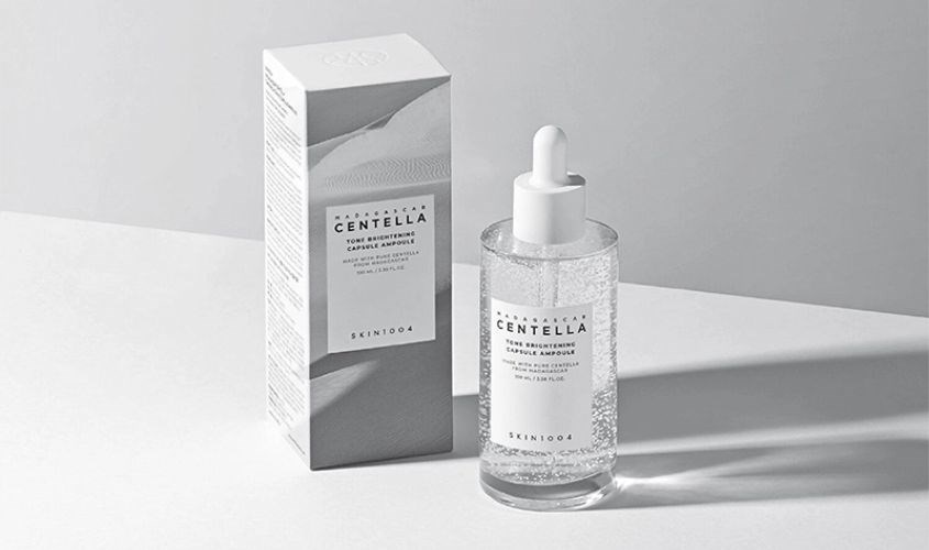 Tinh chất dưỡng sáng da chiết xuất Rau Má Skin1004 Tone Brightening Capsule