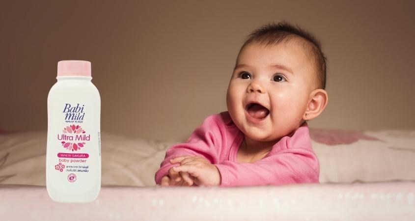 Phấn rôm cho bé Babi Mild White Sakura 180g