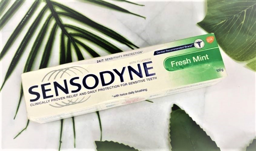 Kem đánh răng Sensodyne Bạc Hà