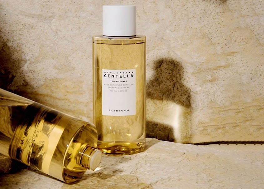 Nước hoa hồng Skin1004 tinh chất rau má 210 ml