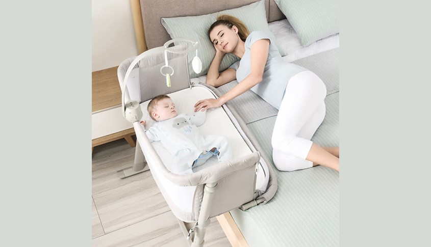 Dỗ dành bé khi lần đầu nằm nôi