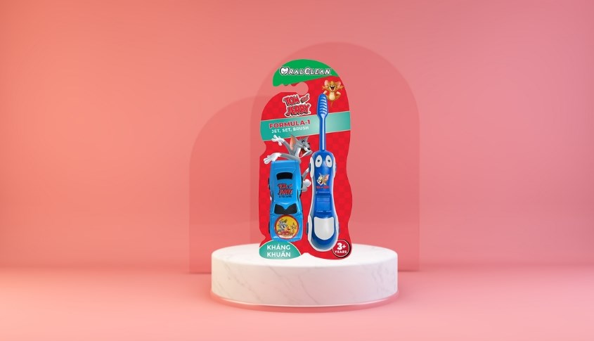 Bàn chải cho bé Oral Clean Formula-1 lông mềm (từ 3 tuổi) - Màu ngẫu nhiên