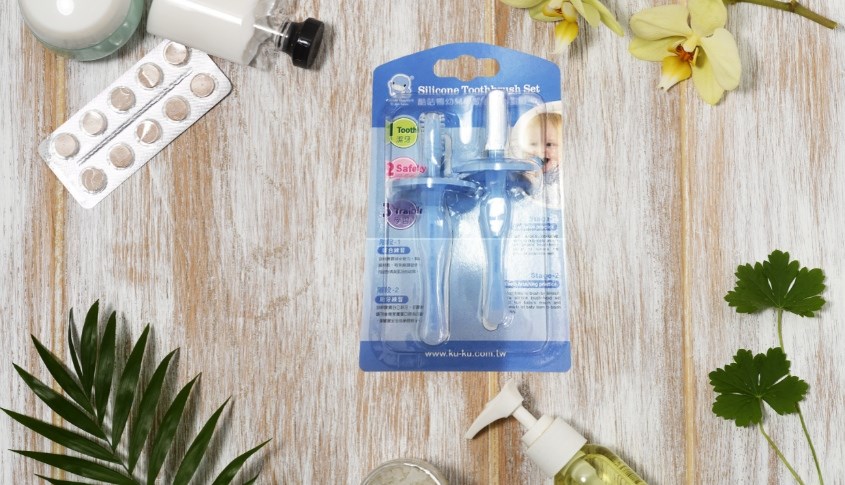 Bộ 2 bàn chải cho bé KuKu KU1083 lông chải sillicone