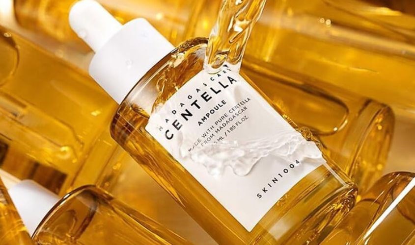 Tinh chất dưỡng ẩm và phục hồi da chiết xuất Rau Má Skin1004 Madagascar Centella Ampoule 55 ml