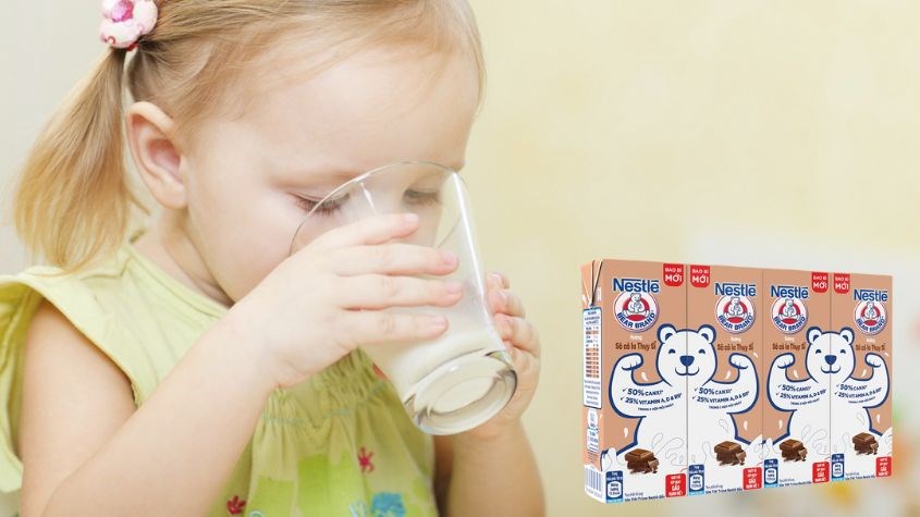 Thùng 48 hộp sữa tươi Nestlé có đường hương socola 180 ml