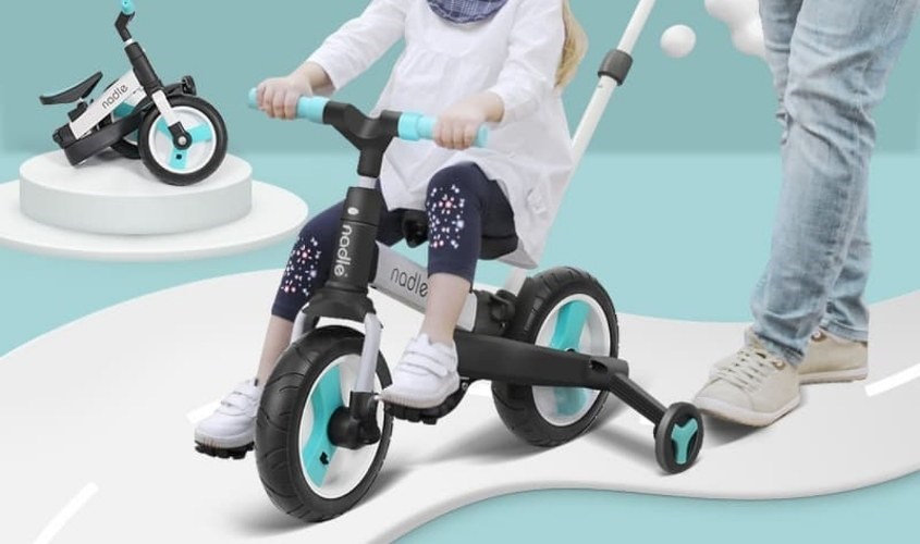 Xe chòi chân đa năng