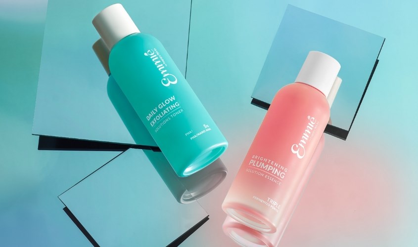 Nước thần dưỡng sáng và căng mọng da Emmié Brightening Plumping 230 ml Nước thần dưỡng sáng và căng mọng da Emmié Brightening Plumping 230 ml