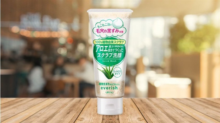 sữa rửa mặt tẩy tế bào chết Utena Everish