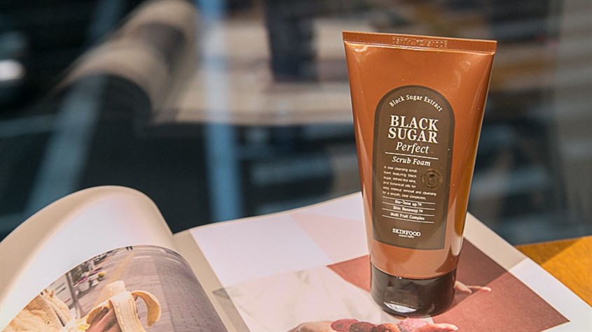 Skinfood Black Sugar Perfect Scrub Foam