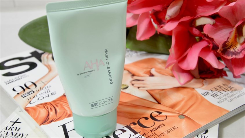 sữa rửa mặt tẩy tế bào chết AHA Wash Cleansing